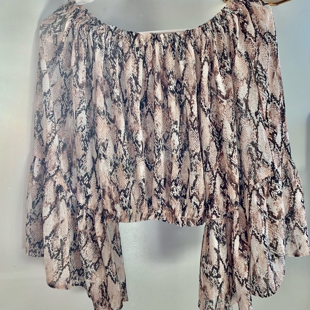 HYFVE, snakeskin, bell sleeves, off shoulder top 
Size small